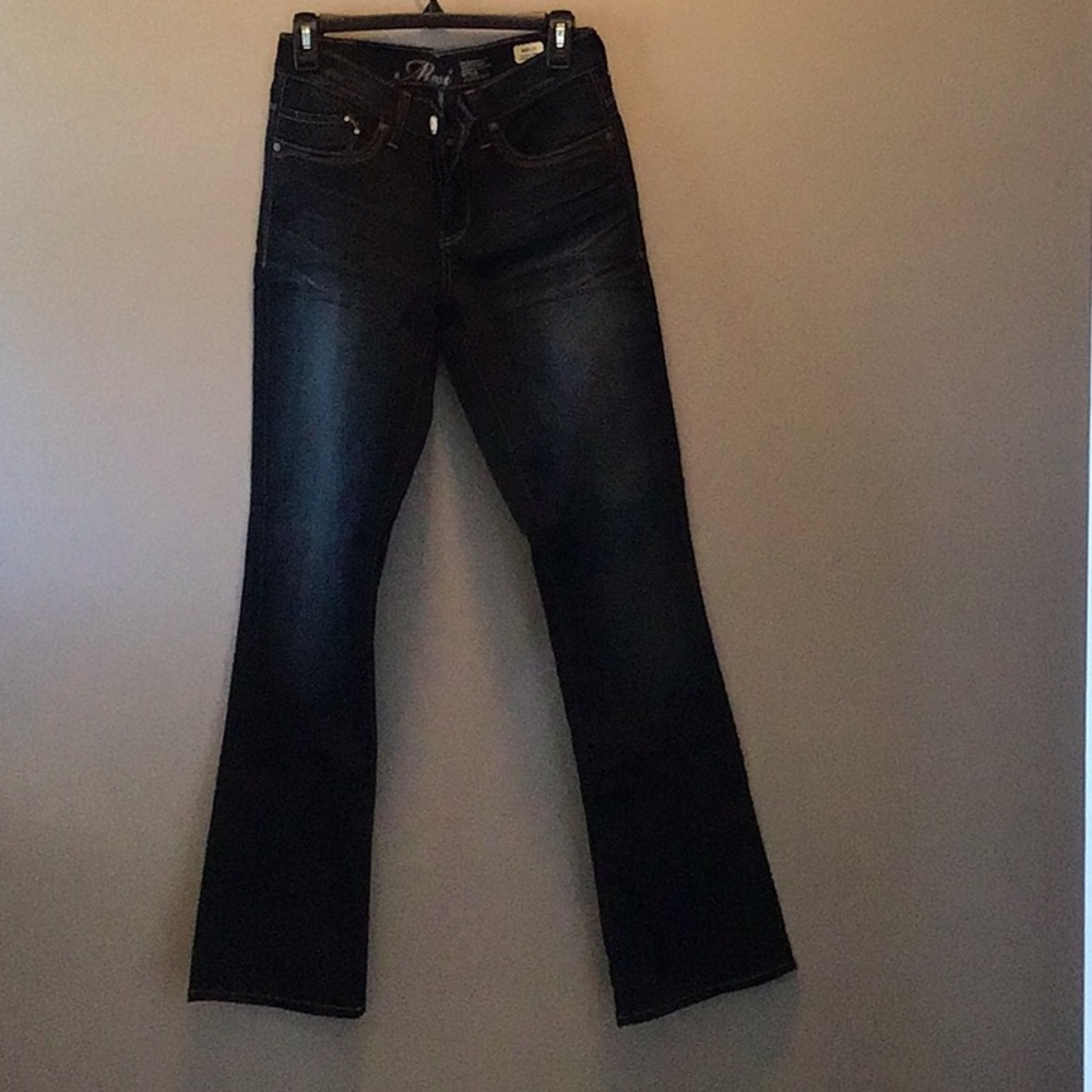 Women's Dark Mavi Jeans